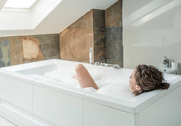 pros-cons-walk-in-tubs